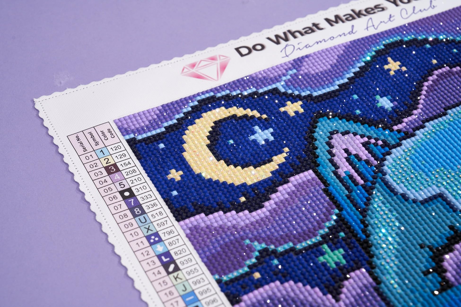 Amazon.com: DIAMOND ART CLUB Midnight Manekineko Diamond Painting